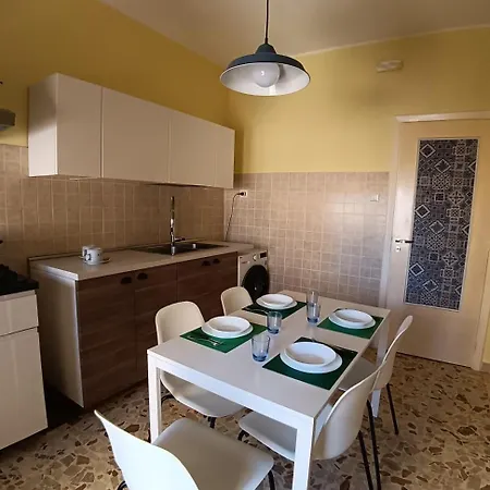 Casa Marina Levante 아우구스타